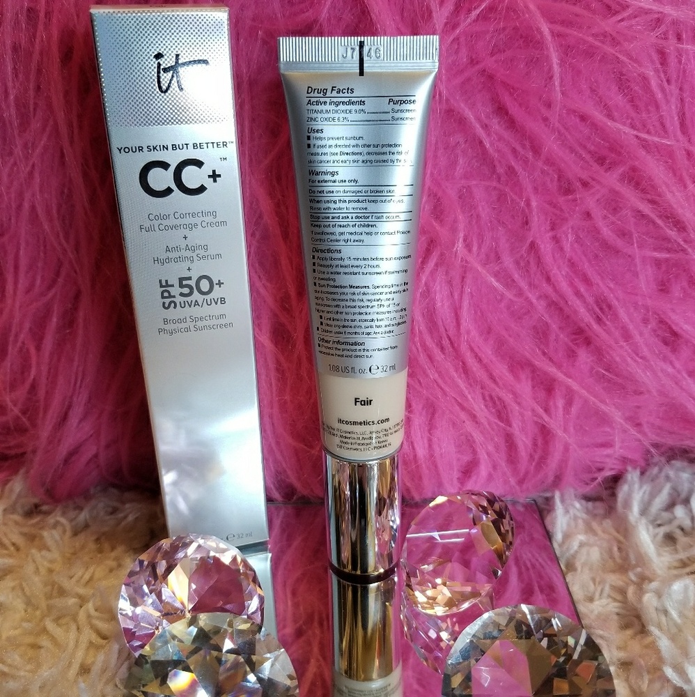 It Cosmetics Your Skin But Better™ CC+™ Cream - Picture 3 of 4